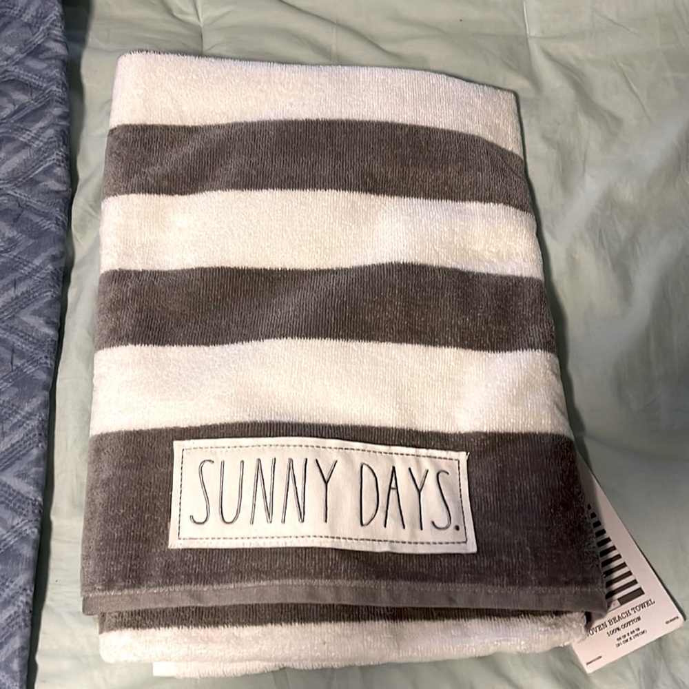 Rae Dunn “SUNNYDAYS” beach towel.